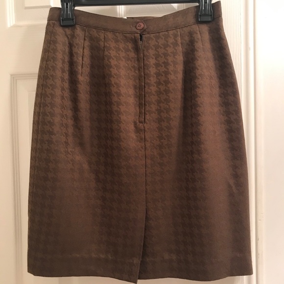 Albert Nipon skirt suit set - Picture 5 of 6